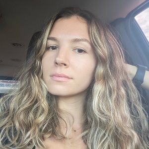 Meet your Posher, Kelsey